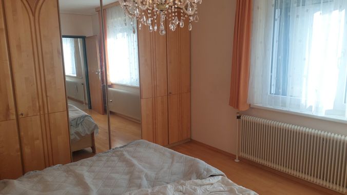 Schlafzimmer (3)