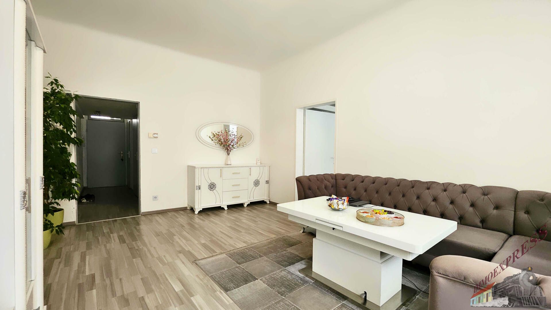 Charmante 4-Zimmer-Altbauwohnung mit modernem Flair in der Karmarschgasse - 83 m²