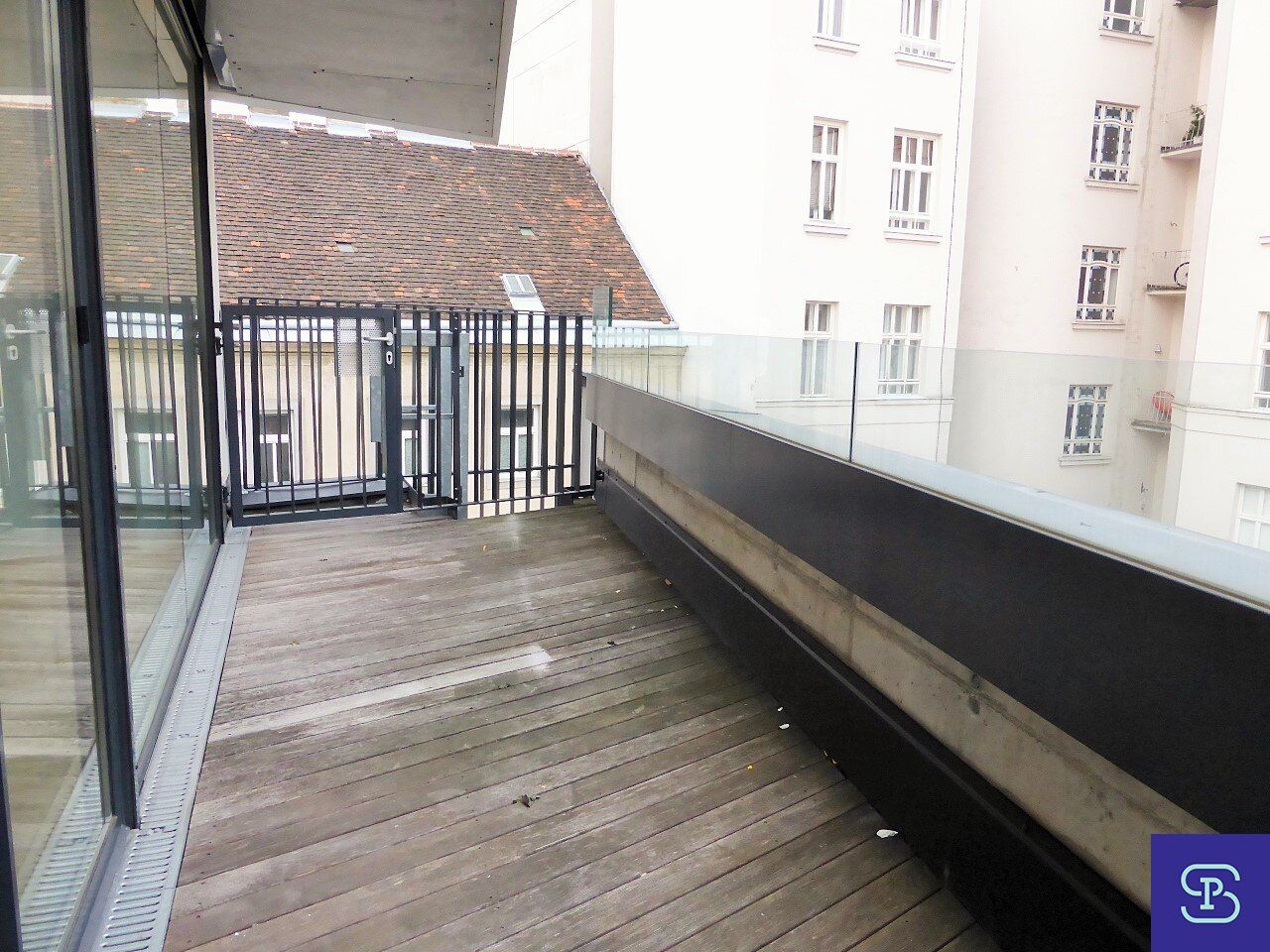 Provisionsfrei: Stylische 100m² DG-Wohnung + Terrasse beim Naschmarkt - 1040 Wien - Mehr