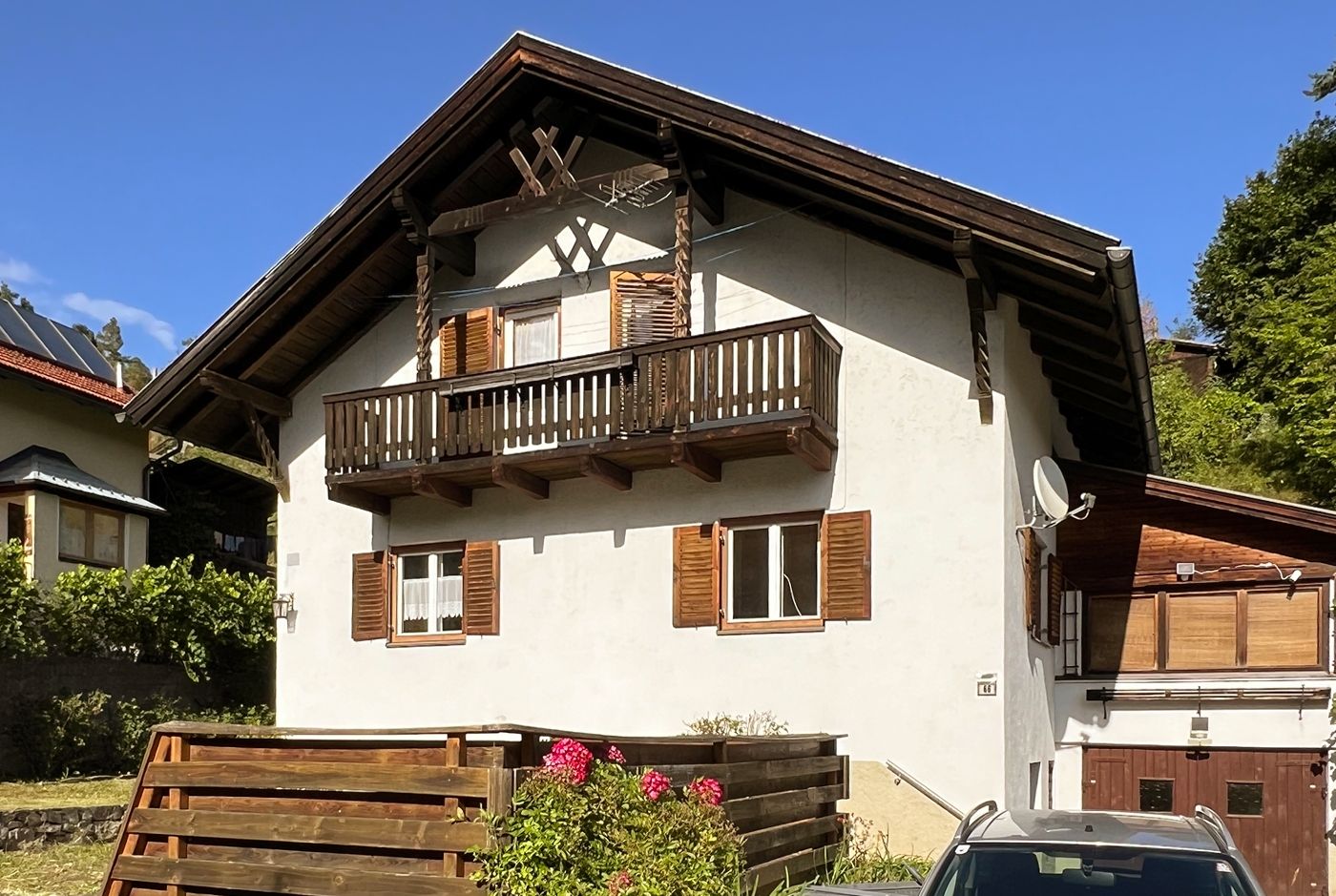 Einfamilienhaus mit großem Garten