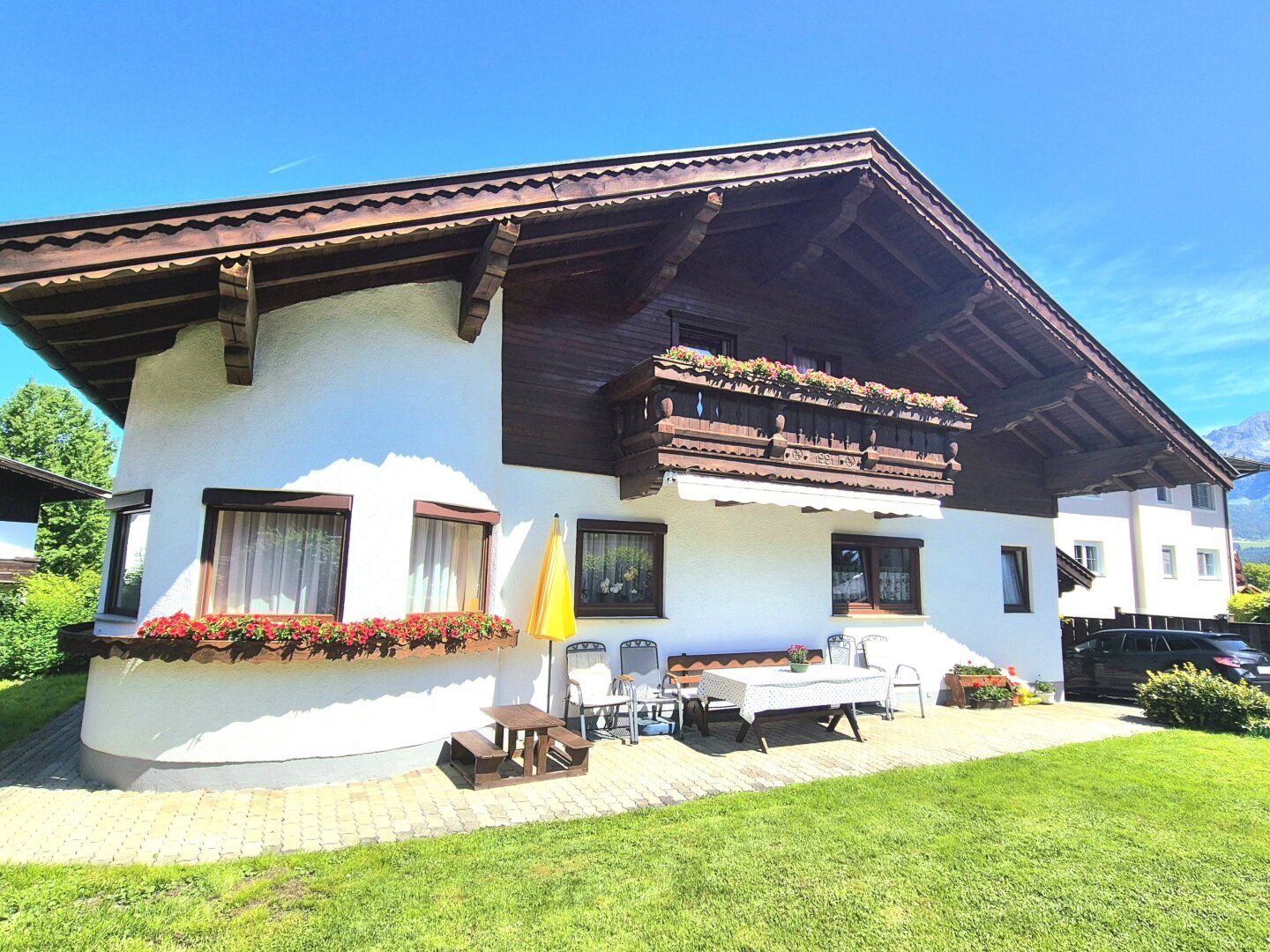 Wohnen wo andere Uraub machen ! Gepflegtes leistbares Familienhaus in Dorfrandlage .