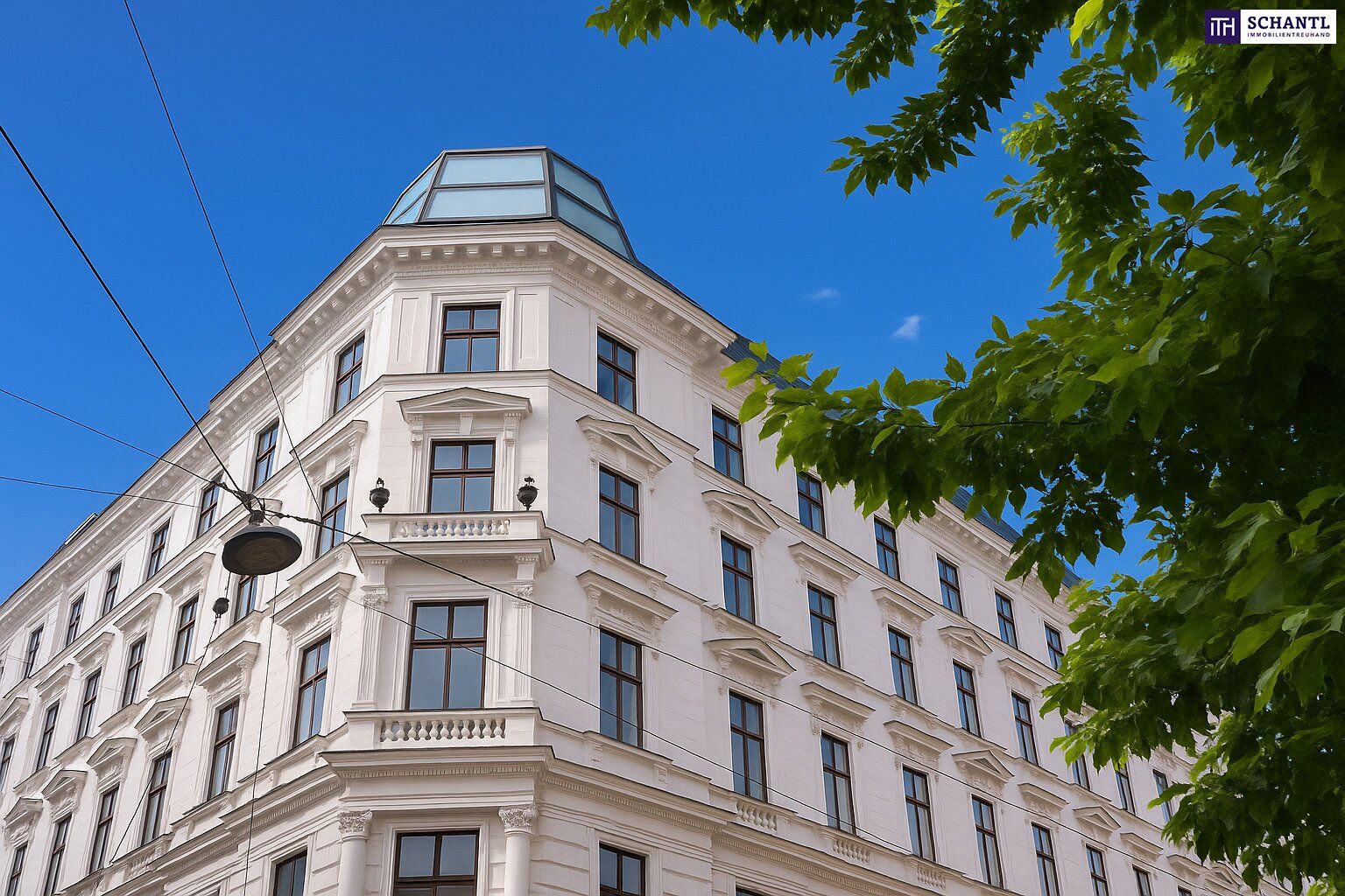 Exquisite Elegance above Vienna's Rooftops - Your Private Luxury Penthouse in the Heart of the 1st District - Click for 3D-Tour!