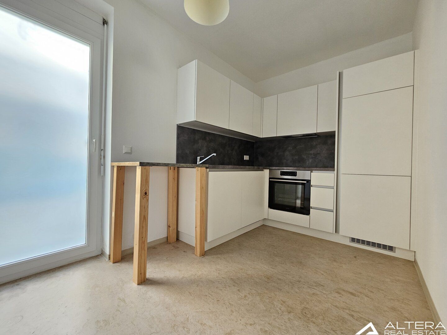 Graz-Innenstadt! - Gepflegte 2-Zimmer-Mietwohnung mit Lift, Kellerabteil und Terrasse im Herzen von Graz!