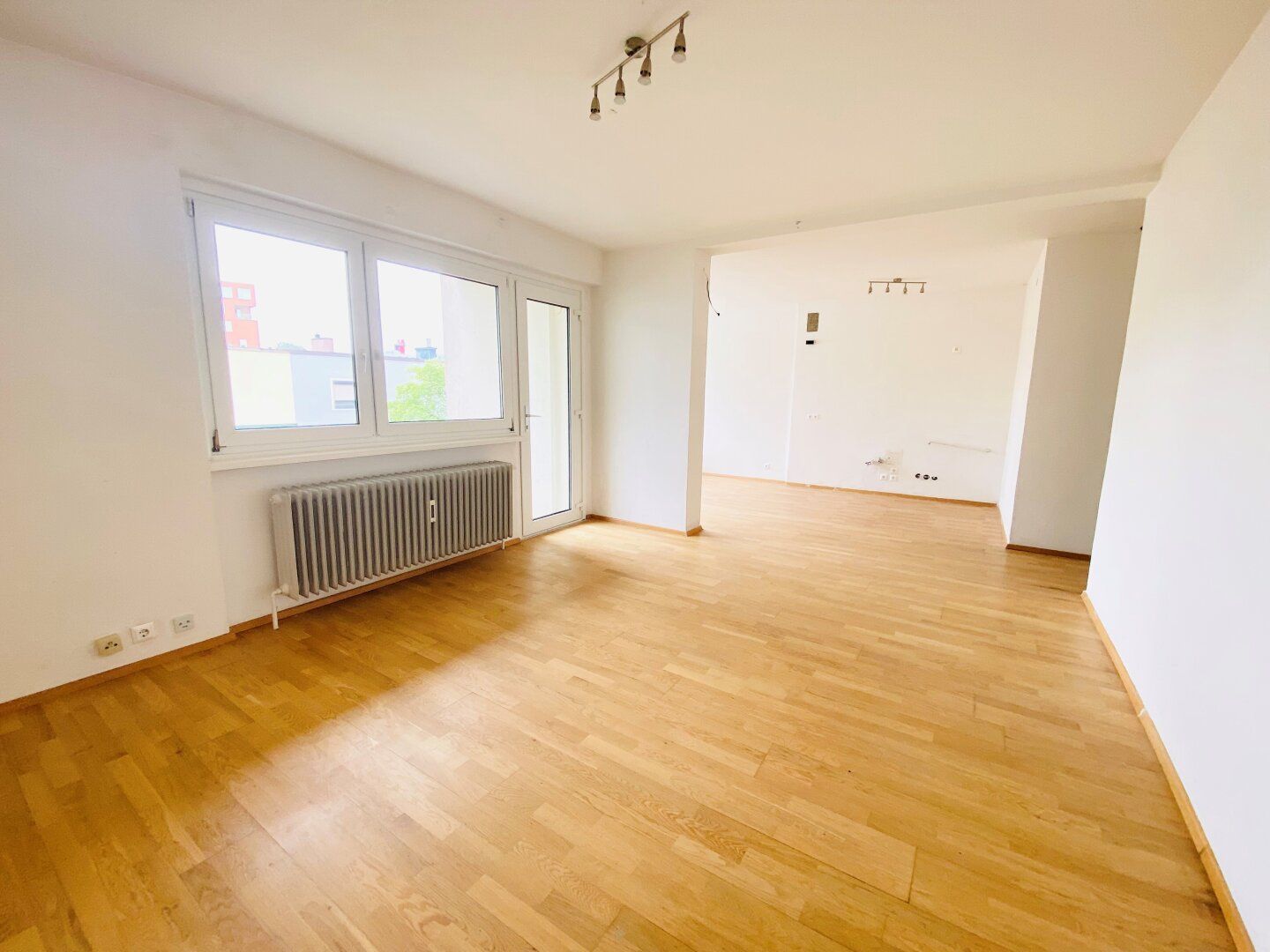 PROVISIONSFREI! FAMILIENHIT - 3-ZIMMER-WOHNUNG IN SEHR GUTER WOHNLAGE!