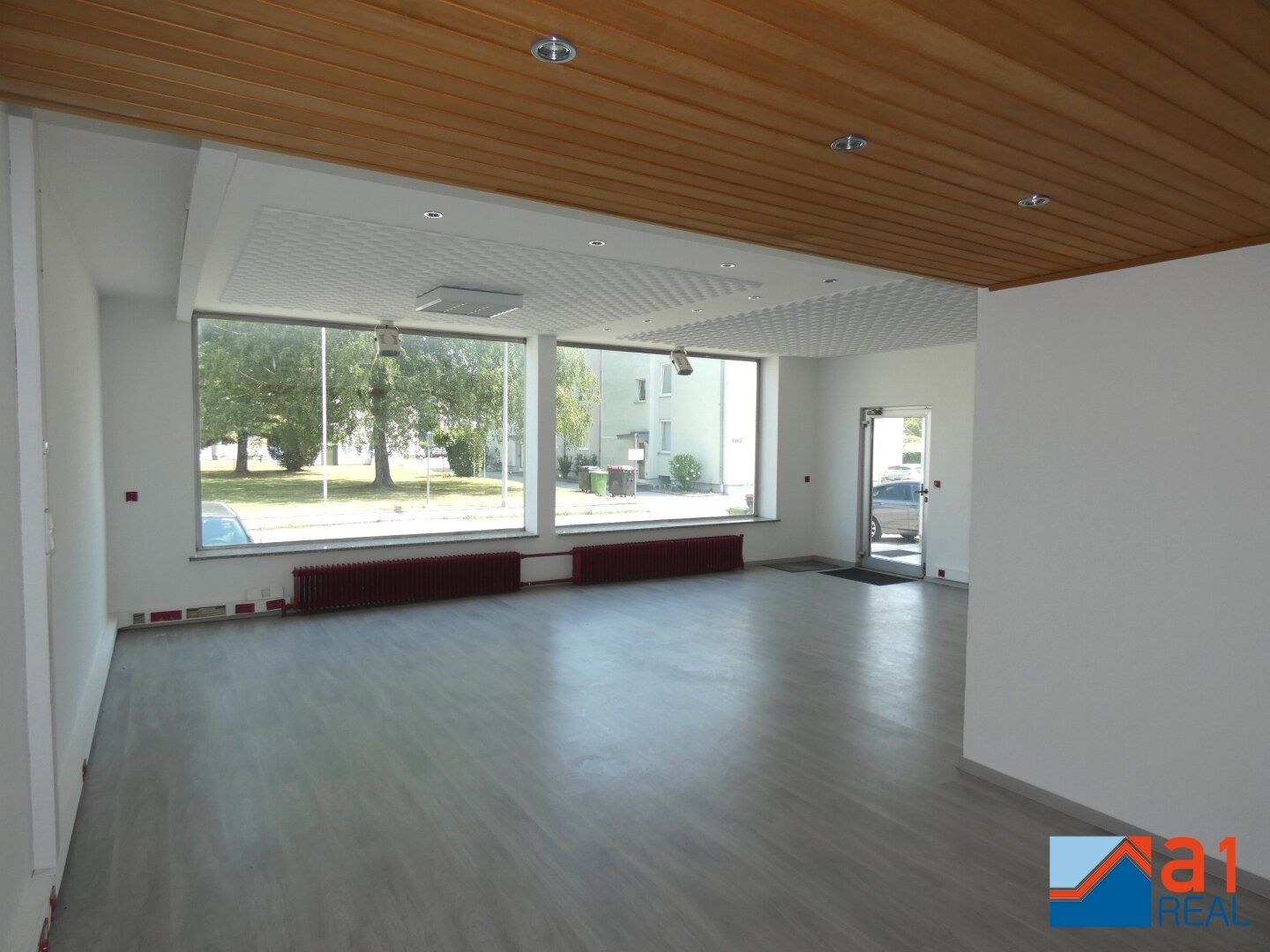 Großzügiges Büro in Traun zu mieten!