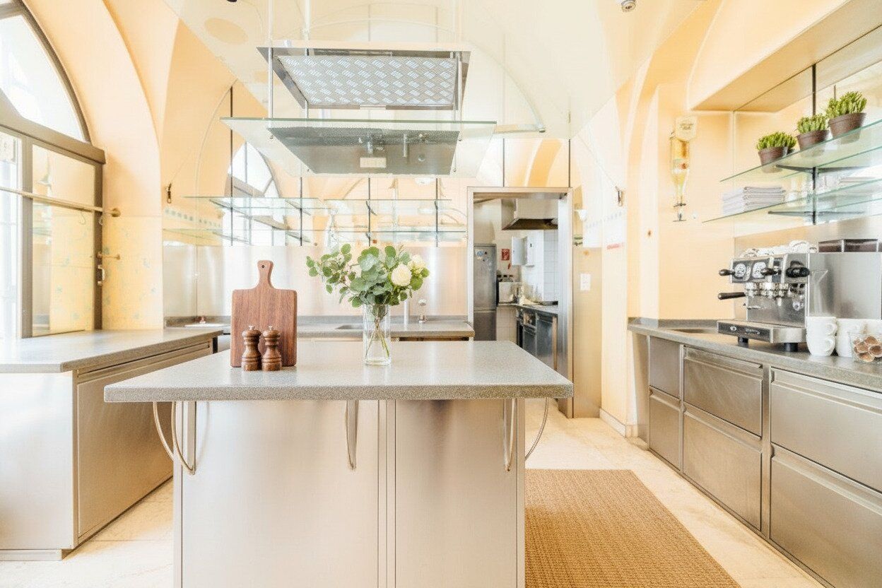 GASTRO-CHANCE I GEIDORF I TOP ADRESSE I ATTRAKTIVE FLÄCHE I KELLER INCLUDED I BESTE SICHTBARKEIT I PROJEKT WOHNEN - Ansicht 2
