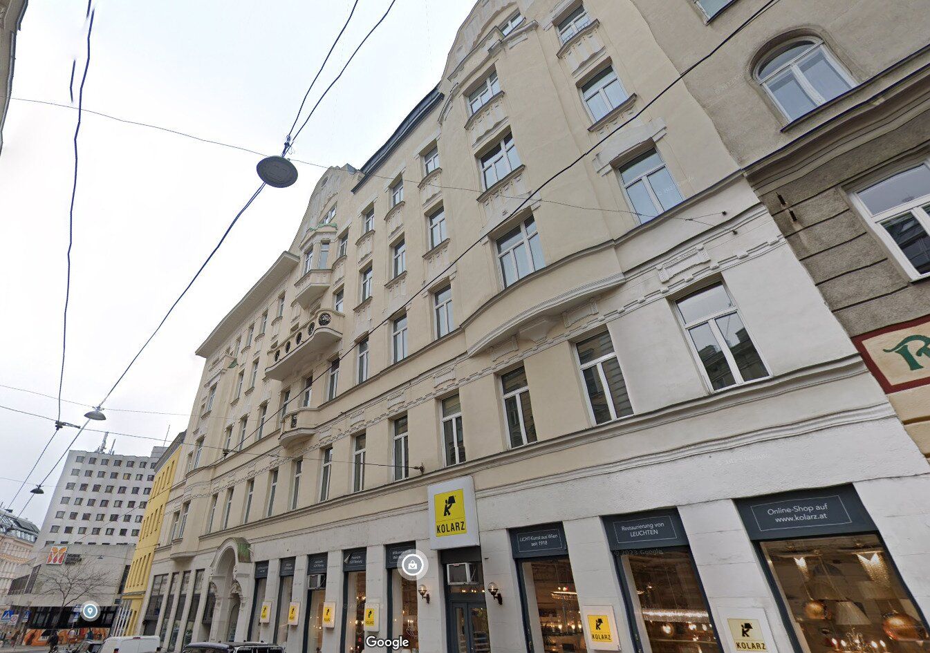 Großzügige Altbauwohnung