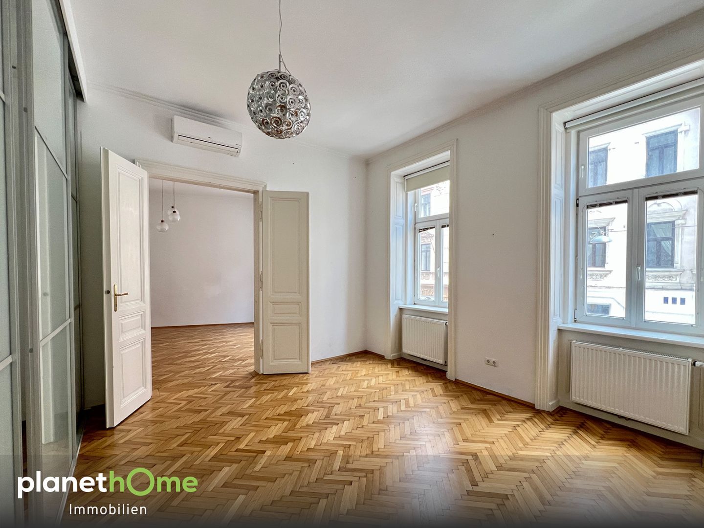Charmante Altbau-Wohnung mit Klimaanlage in Westbahnhof-Nähe!