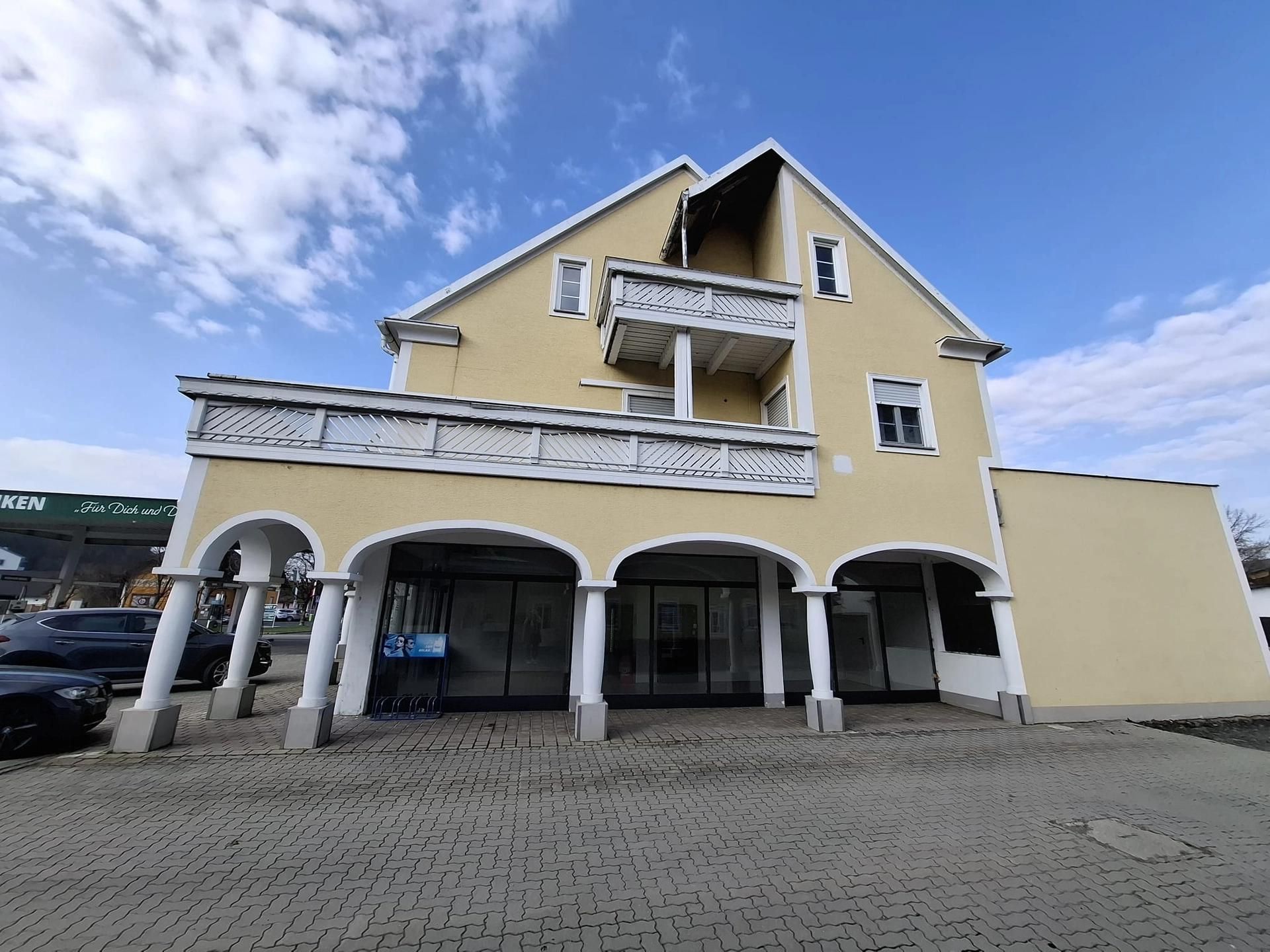 Gebäude mit Lager, großem Grundstück, Tankstelle und Wohnung in bester Lage (Provisionsfrei) - Ansicht 5