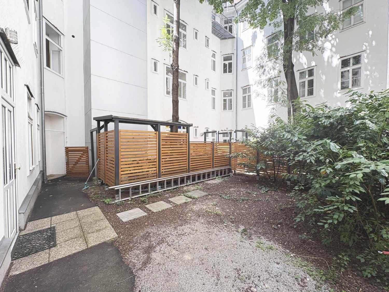 Gemütliche 2 Zimmer Wohnung mit Eigengarten Nähe Altes AKH