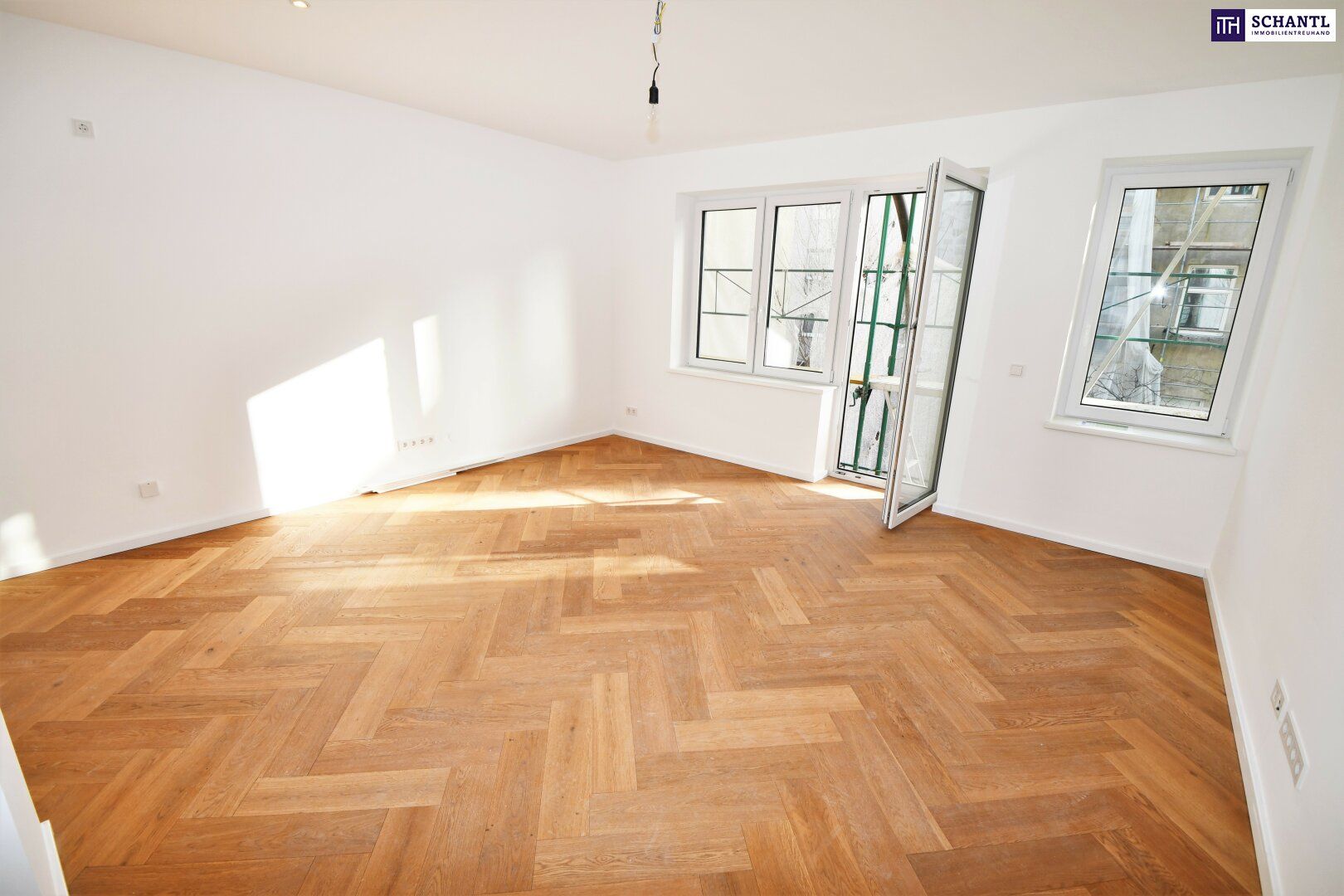 Lauschige Gartenwohnung! Terrasse und Garten im Innenhof + Traumhaft sanierte Altbauwohnung + TOP Raumaufteilung + Rundum saniertes Haus!