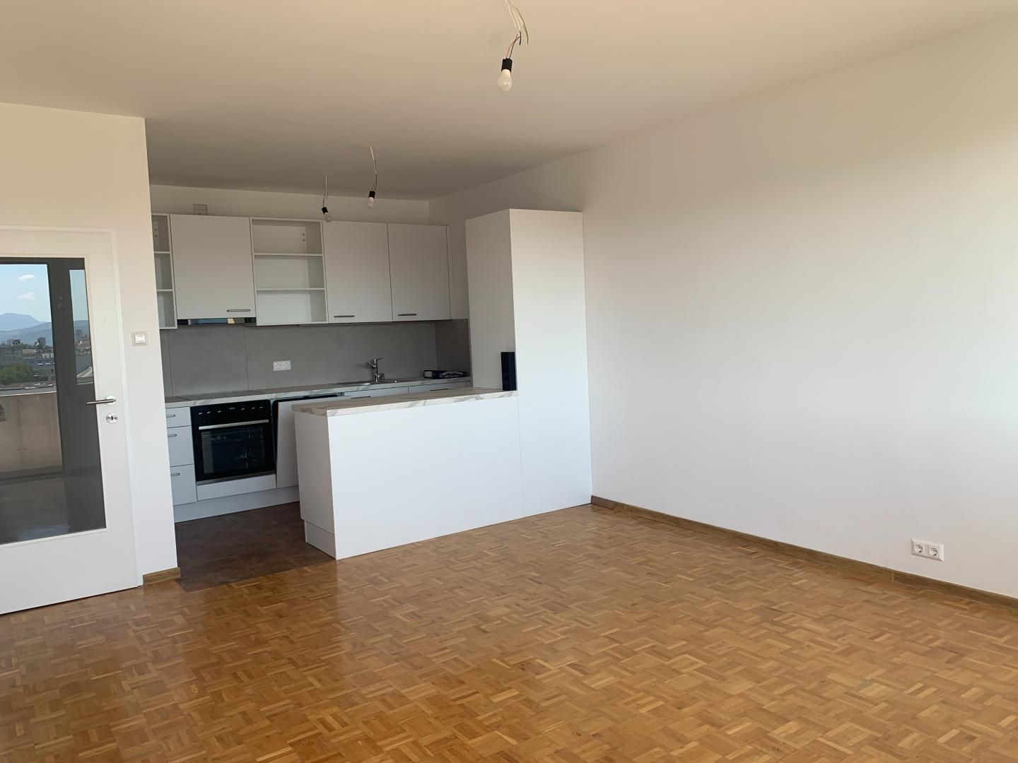 Schöne, sonnige Mietwohnung (Maisonette) nahe Krankenhaus
