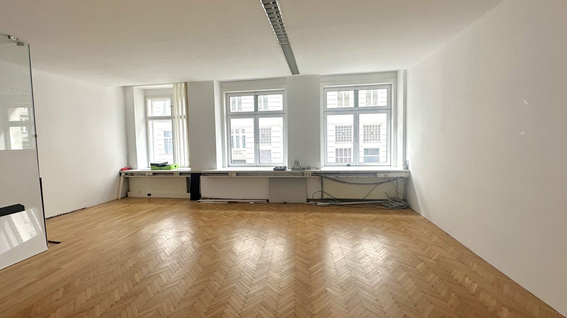 Gewerbefläche im Obergeschoß mit exklusivem Zugang im Erdgeschoß in Toplage Neubaugasse! - Mehr