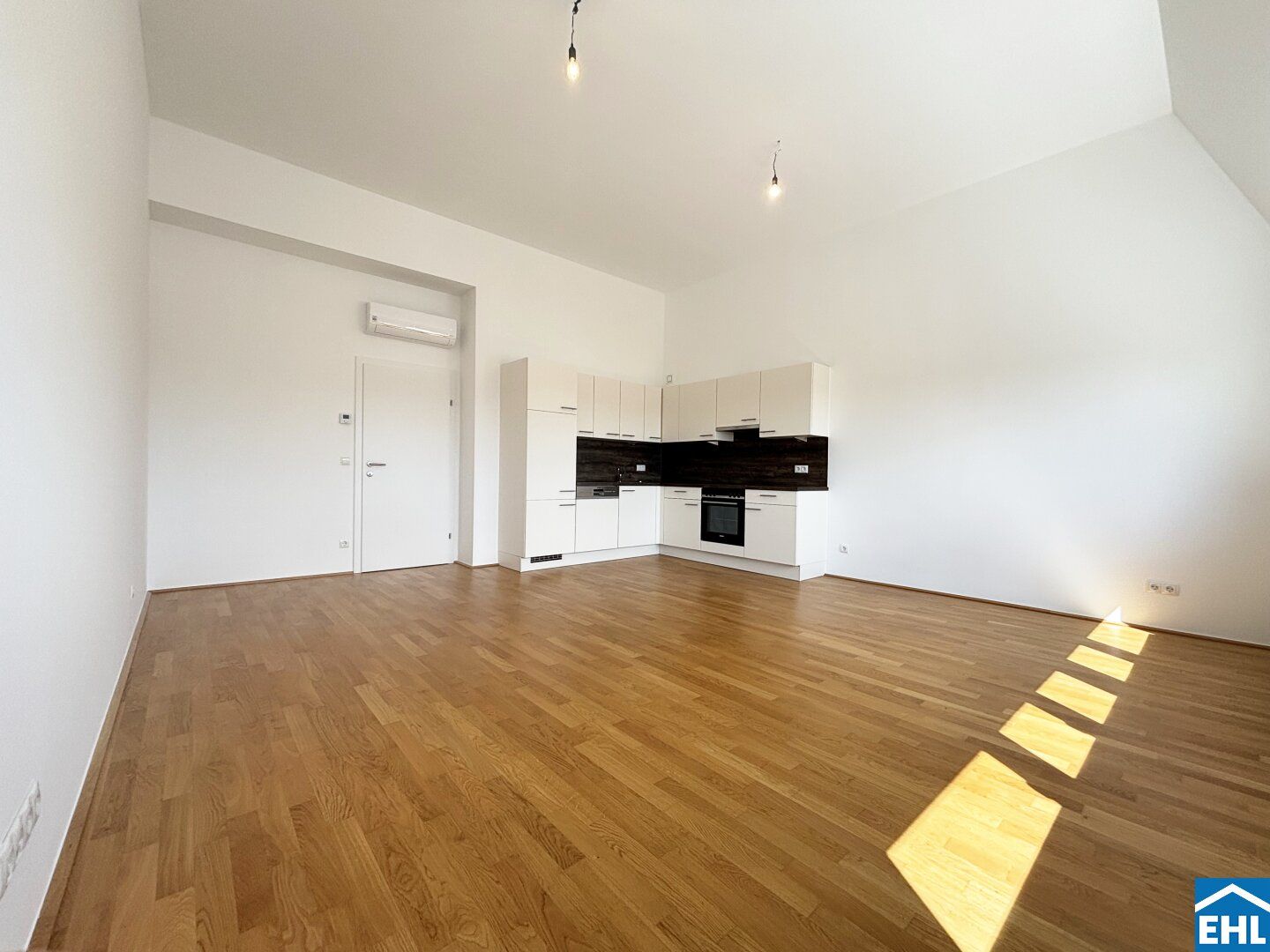 Frisch sanierte 3-Zimmer-Altbauwohnung