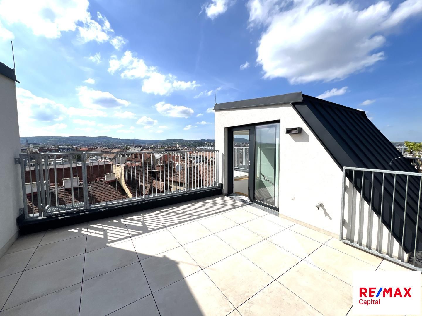 Urbaner Wohntraum mit Stil: Dachgeschoss mit Weitblick! Exklusiver DG Erstbezug mit zwei Terrassen!