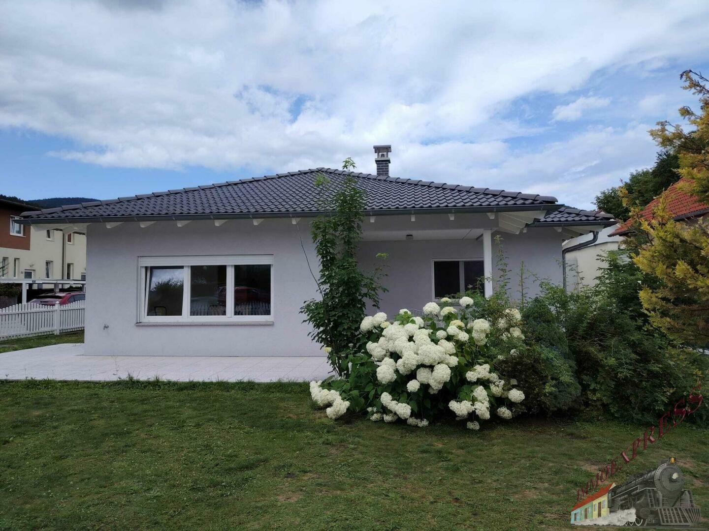 Familientraum - barrierefreier Bungalow mit kleinem Garten wartet auf Sie! 45min nach Wien!