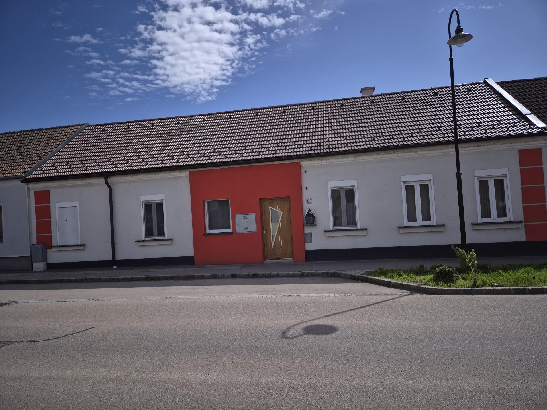 Charmantes Einfamilienhaus mit kleinem Weinkeller
