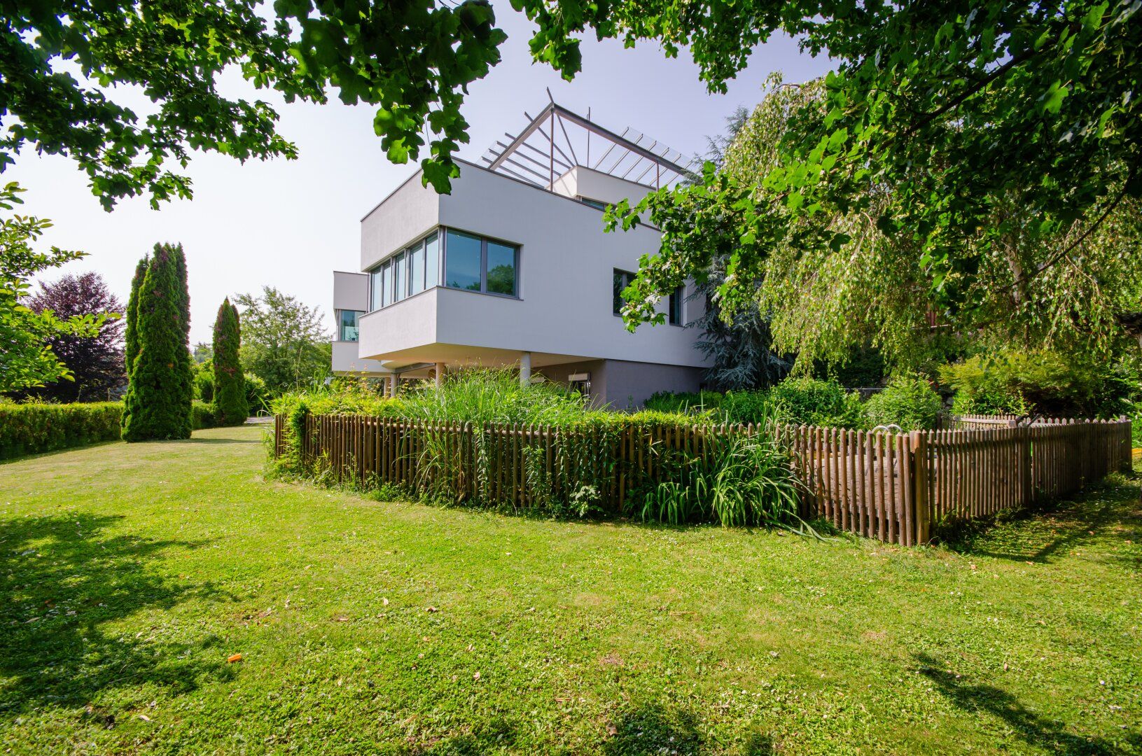 EINE VILLA WIE EIN VERSPRECHEN: LEBENSKUNST IN DER NÄHE DES WÖRTHERSEES!
