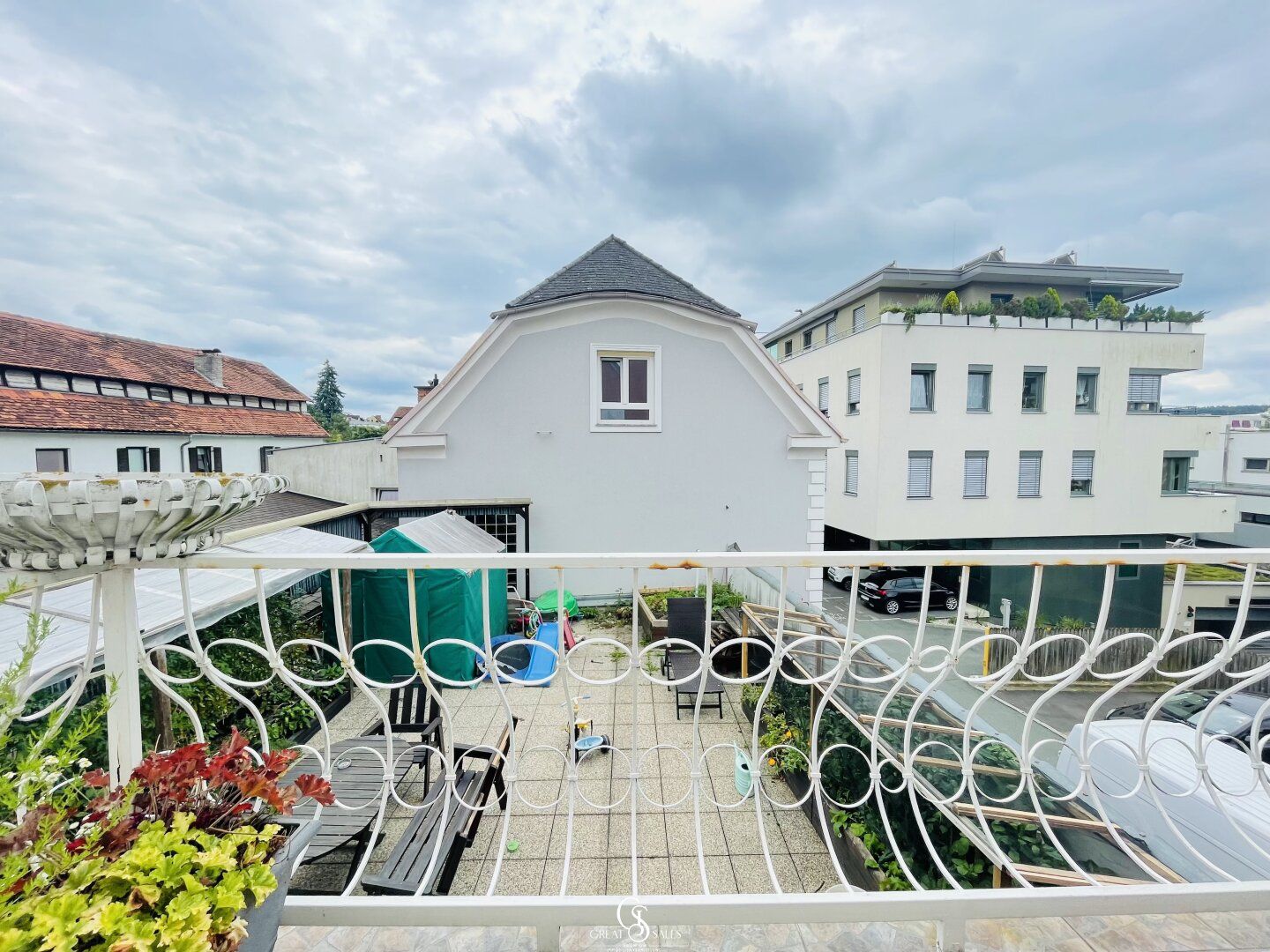 Zentral wohnen in Gleisdorf - großzügige 2-Zimmer-Wohnung mit Balkon & großer Gemeinschaftsterrasse