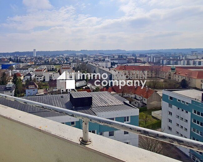 Wels : Wunderschöne, gepflegte Eigentumswohnung mit phantastischem Fernblick !