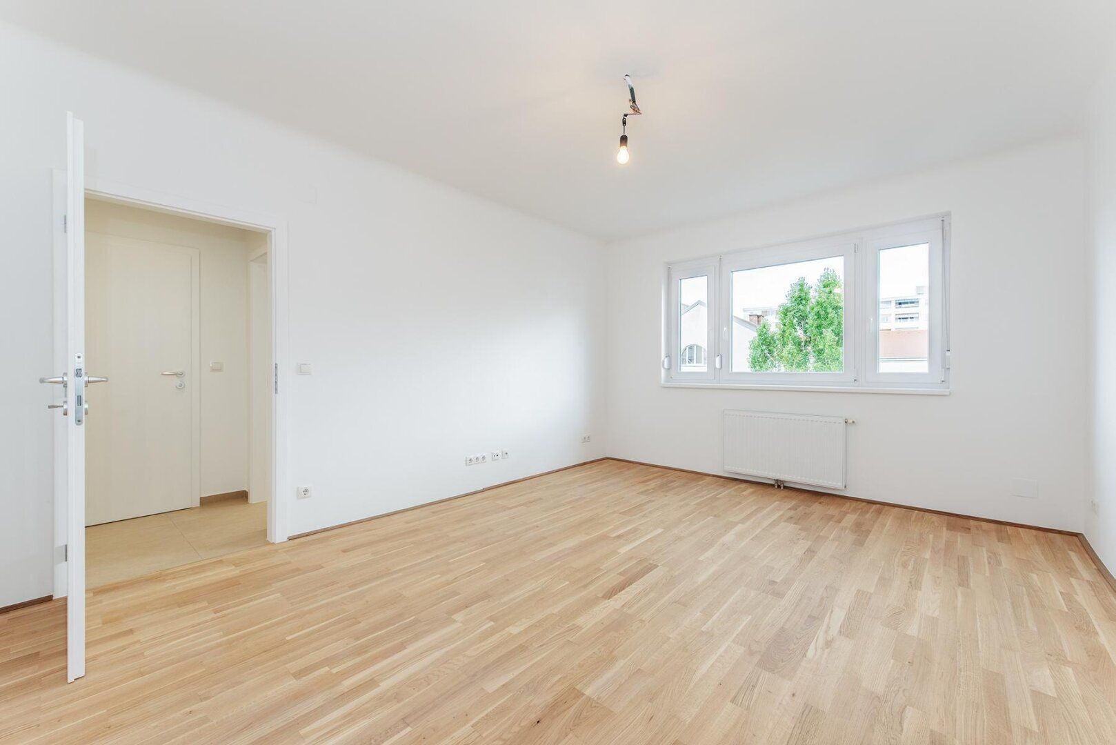 Ab August! Geräumige 2-Zimmer-Wohnung in Favoriten zu vermieten!