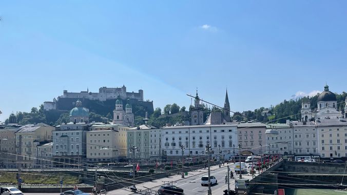Ausblick auf die Salzburger Altstadt und die Festung