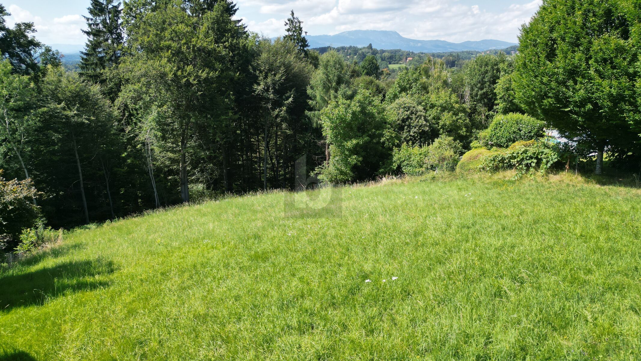 BAUGRUNDSTÜCK MIT HERRLICHEM SCHÖCKLBLICK ? EXCLUSIV IN RUHIGER LAGE