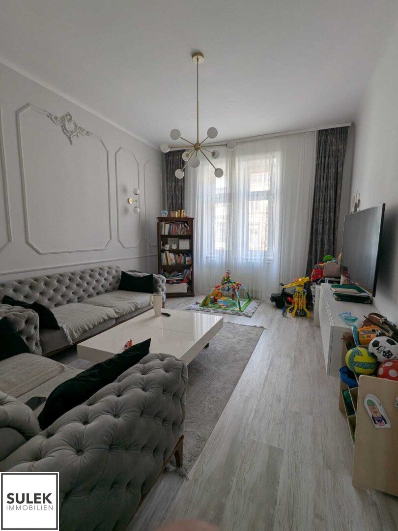 schöne 2 Zimmer Wohnung mit separater Küche ab sofort zu mieten - Goldschlagstraße 131