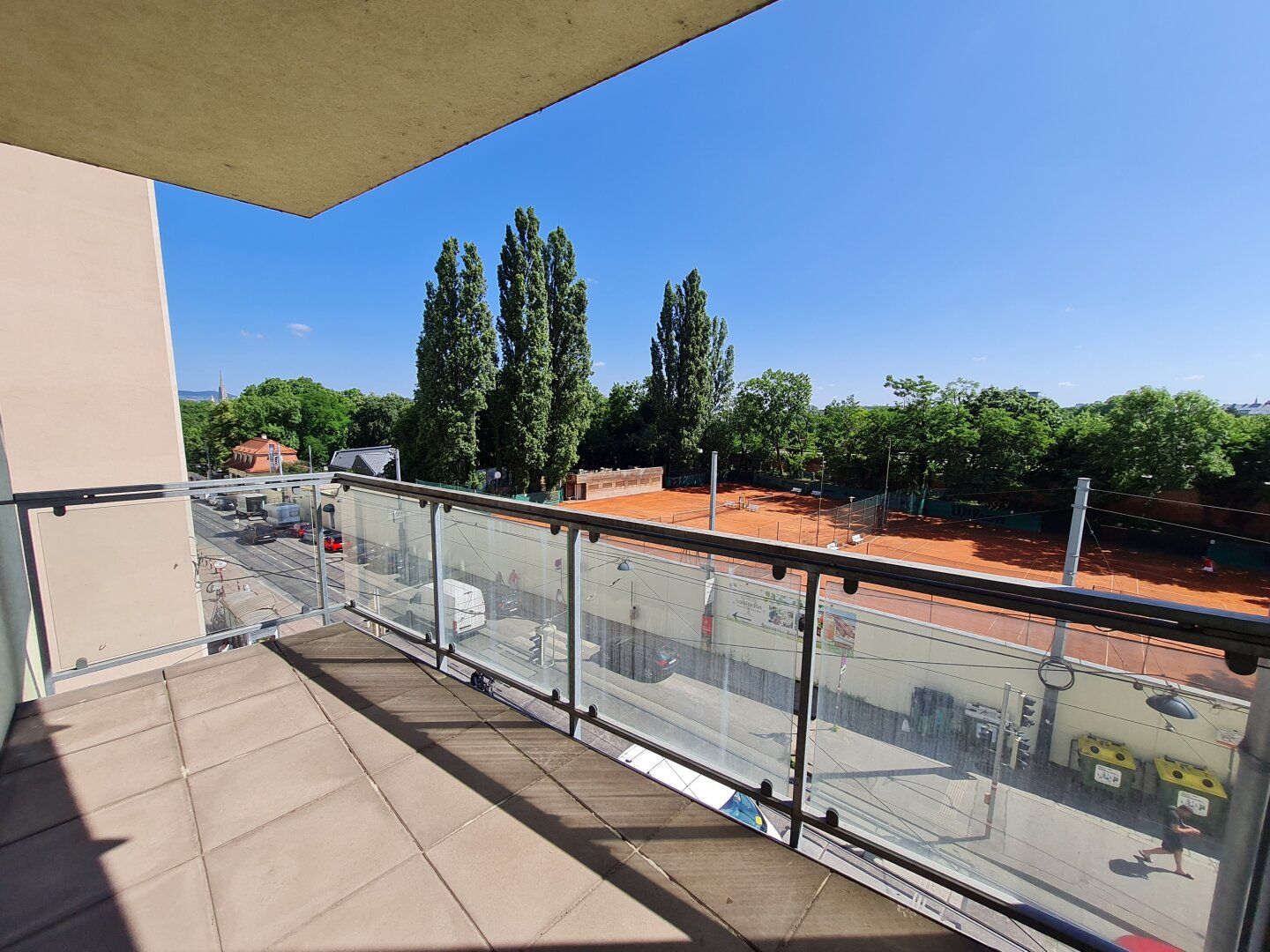 BELVEDEREBLICK! RENOVIERUNGSBEDÜRFTIGE 3 ZIMMER NEUBAUWOHNUNG MIT BALKON! PRINZ-EUGEN-STRASSE!