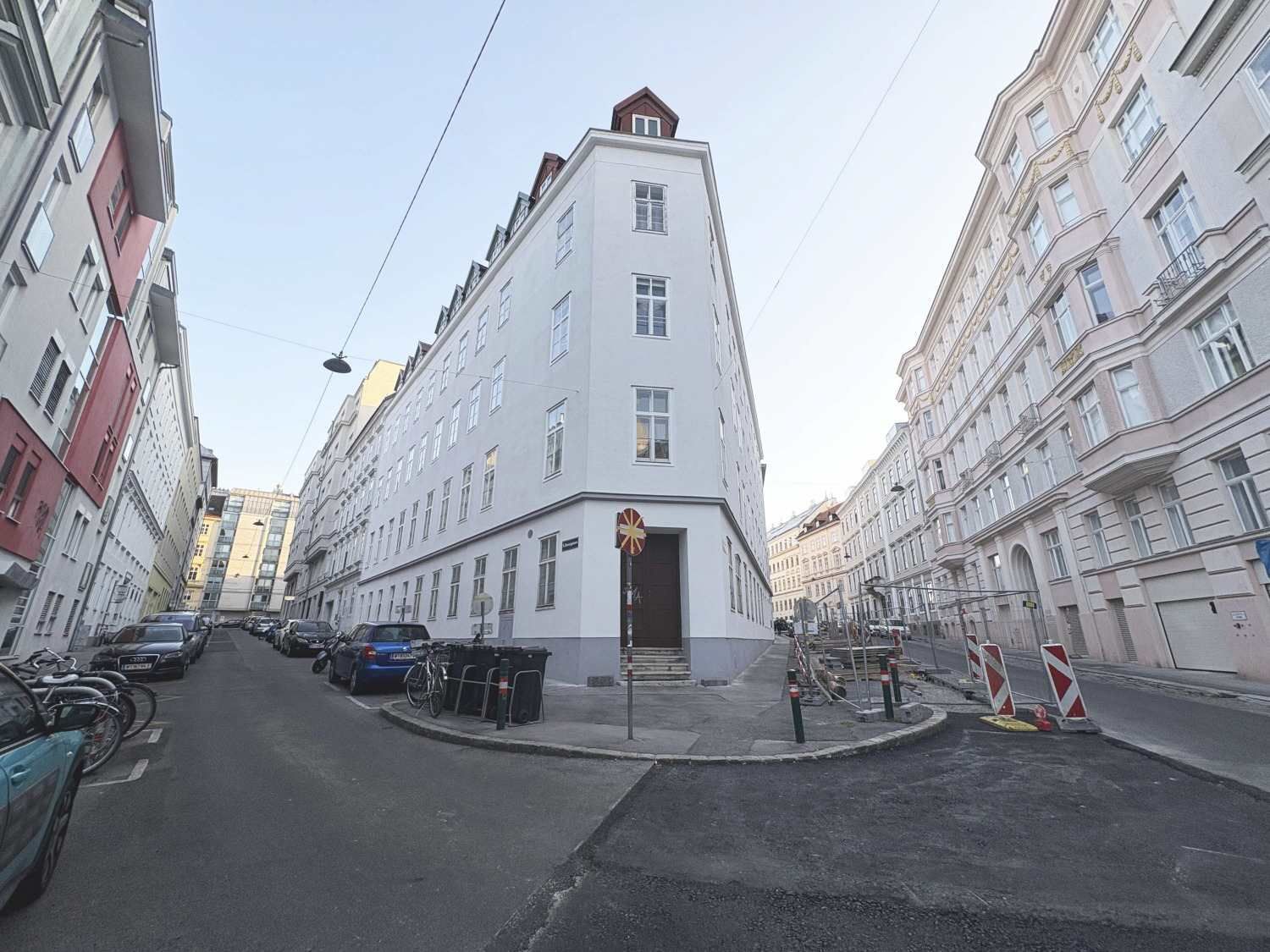 2 Zimmer Wohnung in Top Lage -  Nahe altes AKH und Rathaus