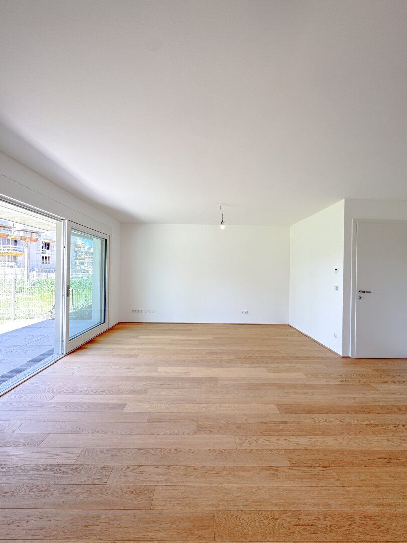 Helle 121 m² Eigentumswohnung - Erstbezug mit Garten, Balkon & Terrasse