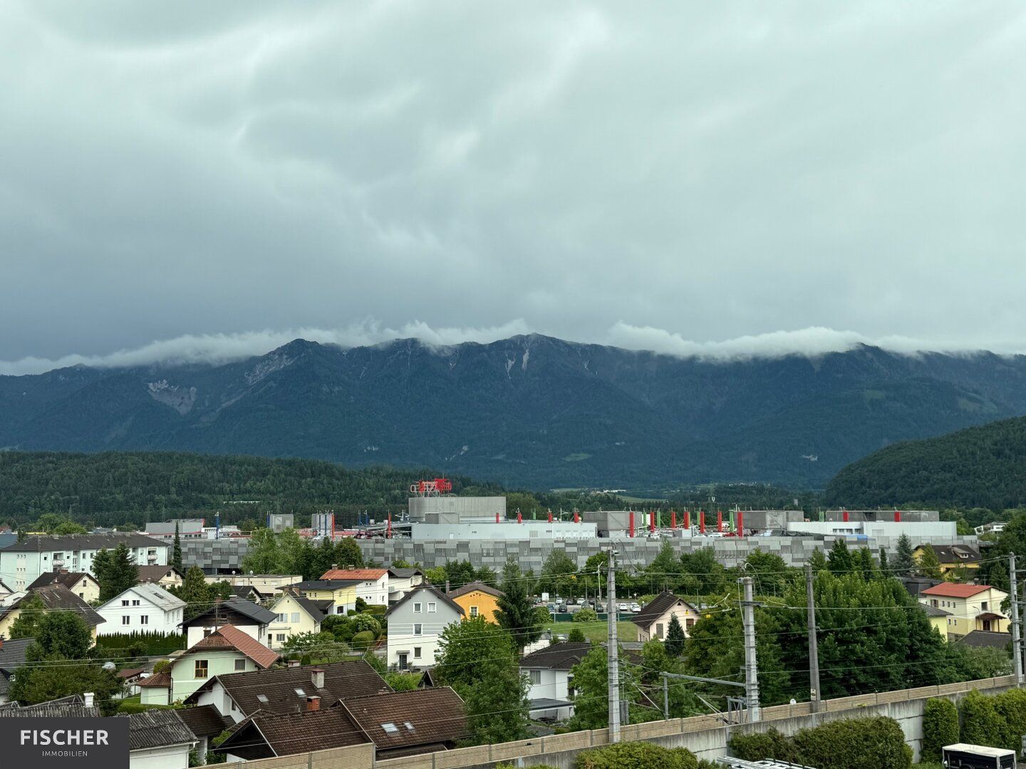 Gemütlich in Villach wohnen: 110m², 3 Zimmer, Balkon, Garage & mehr!