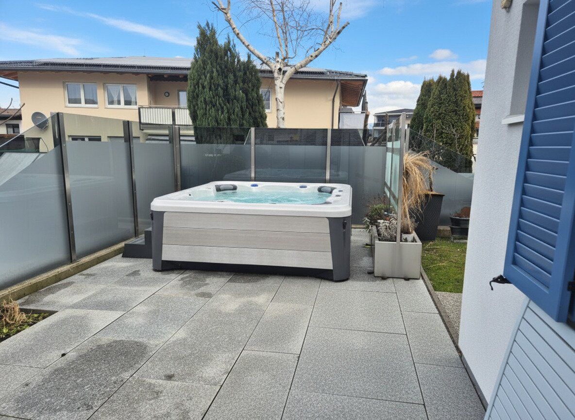 Moderne Maisonettenwohnung mit Wintergarten, Garten und Terrasse mit Whirlpool – pohled 2
