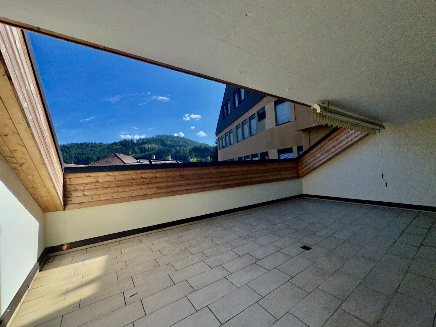 Moderne Wohnung mit Terrasse und Stadtblick in Judenburg