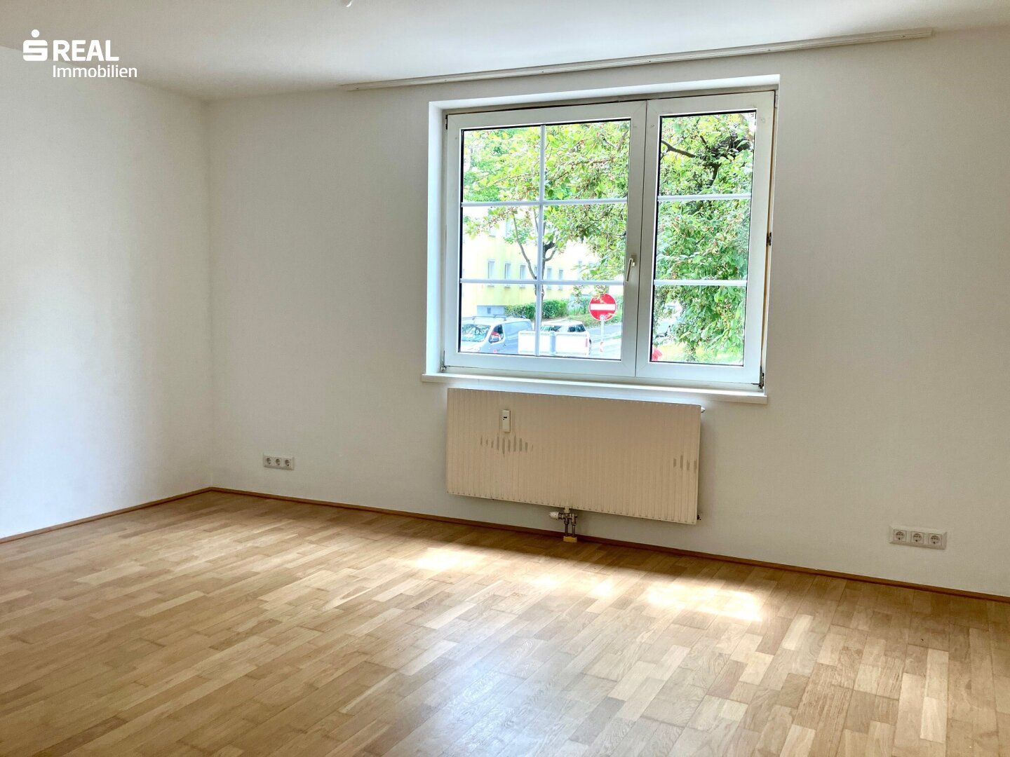 IDEAL GESCHNITTENE 2 ZIMMER WOHNUNG - BARRIEREFREI
