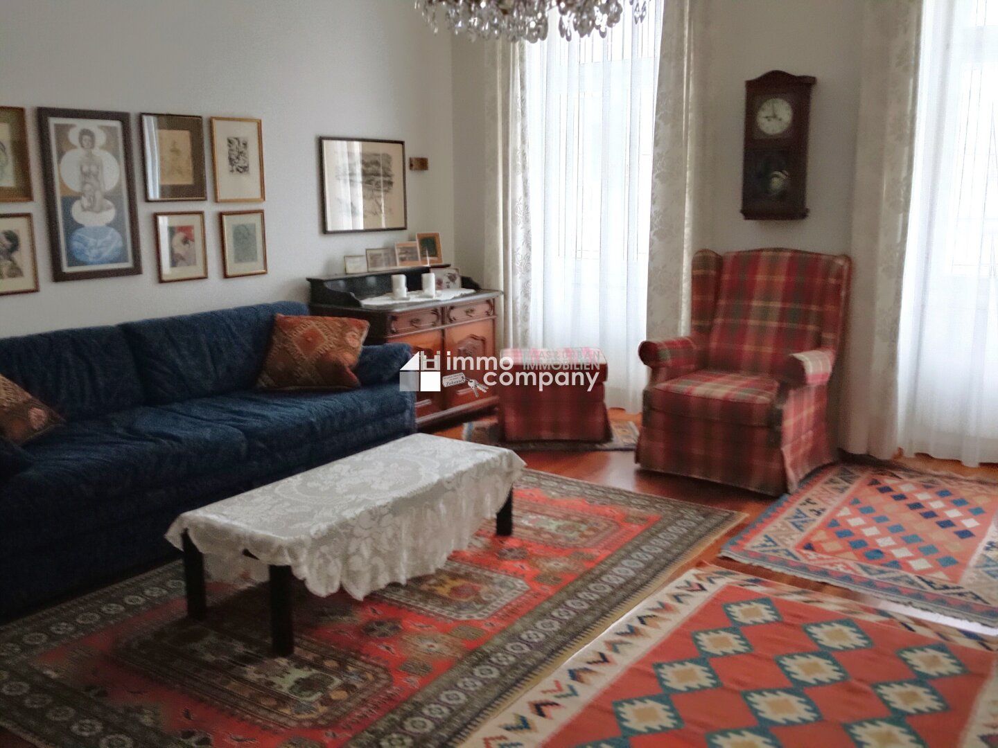 Stilvolle, elegante Altbauwohnung, zentral gelegen mit Gemeinschaftsgarten