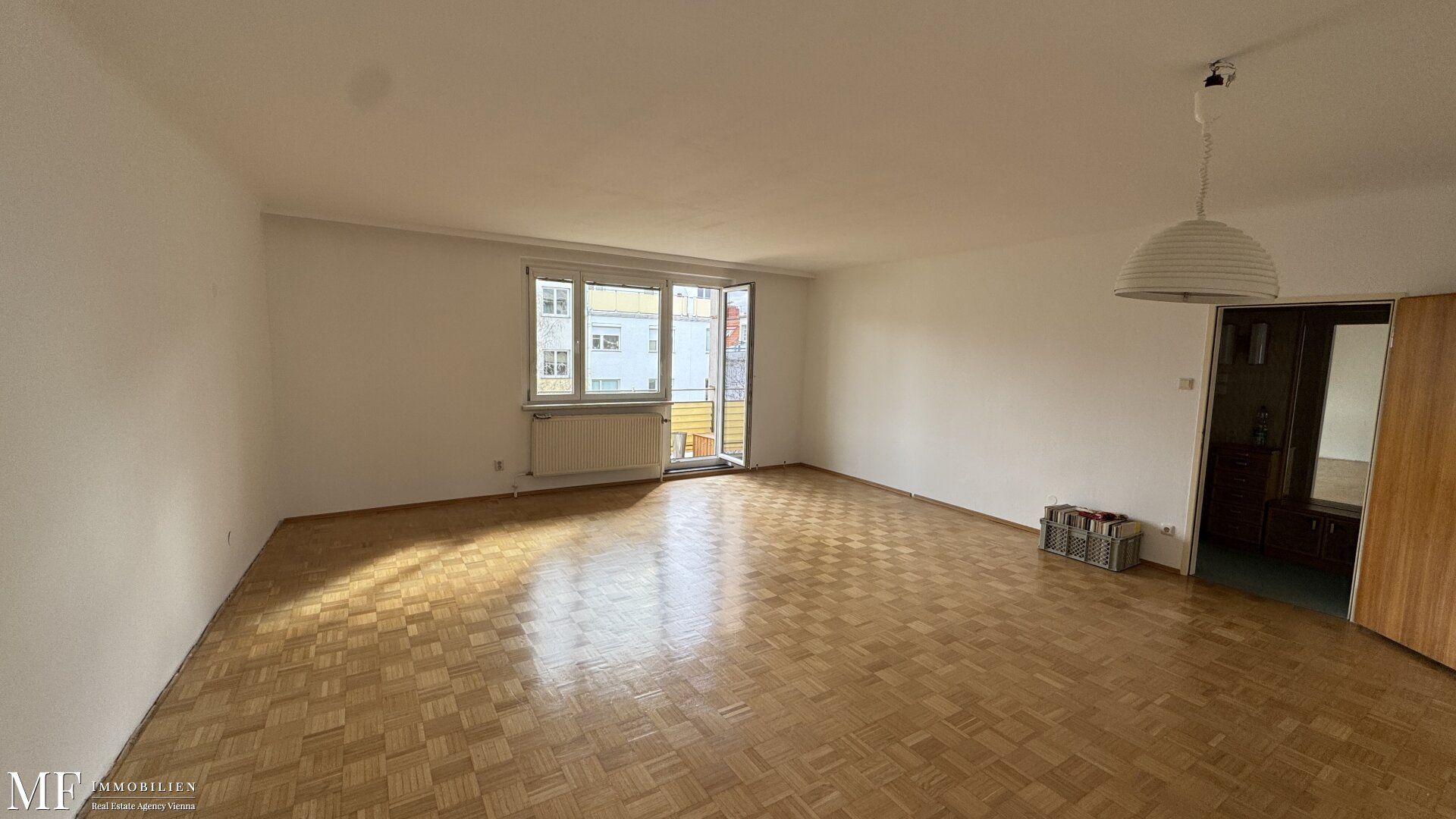 4-Zimmer-Wohnung mit Loggia in Ruhelage