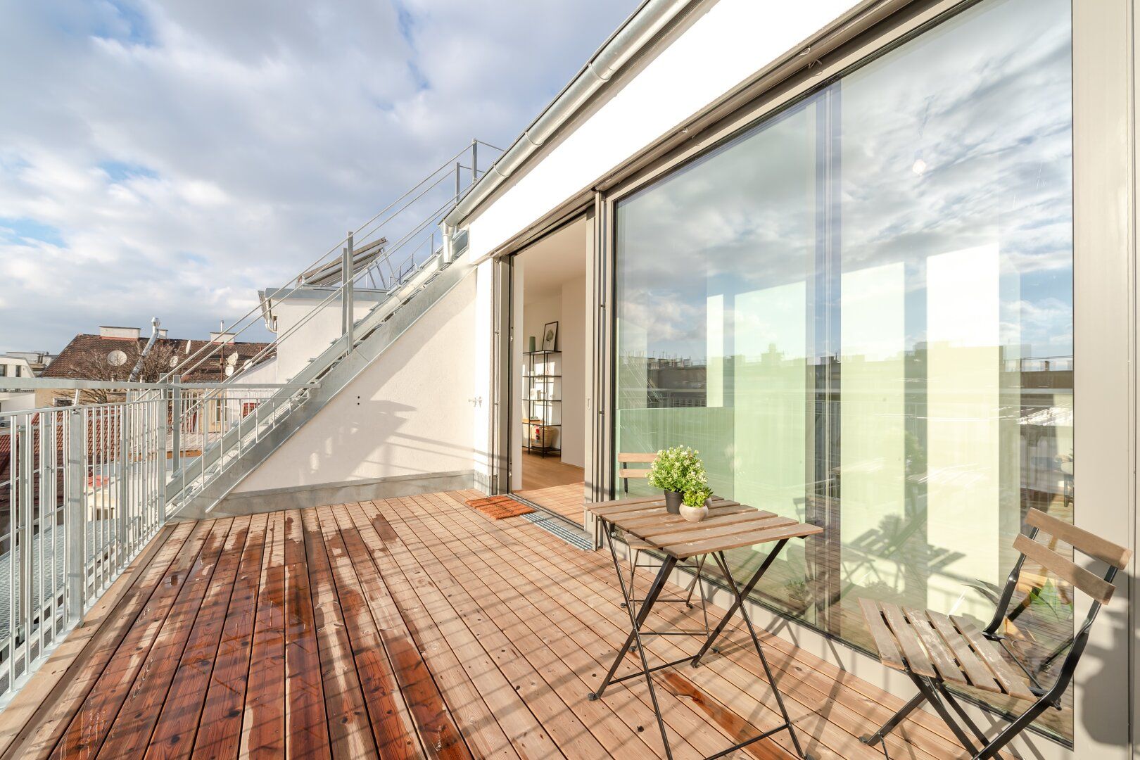 ++FonteFlats++ Fantastischer 4-Zimmer Dachgeschoss-ERSTBEZUG mit großartiger Dachterrasse