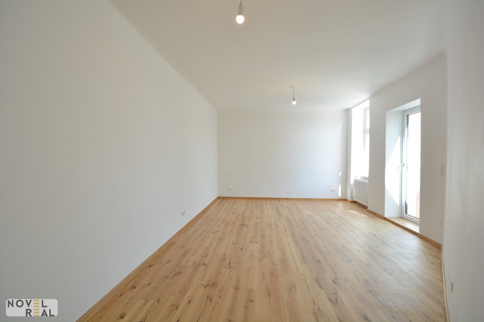 Charmante Dachgeschosswohnung in zentraler Lage von Wien - ideal für Singles!