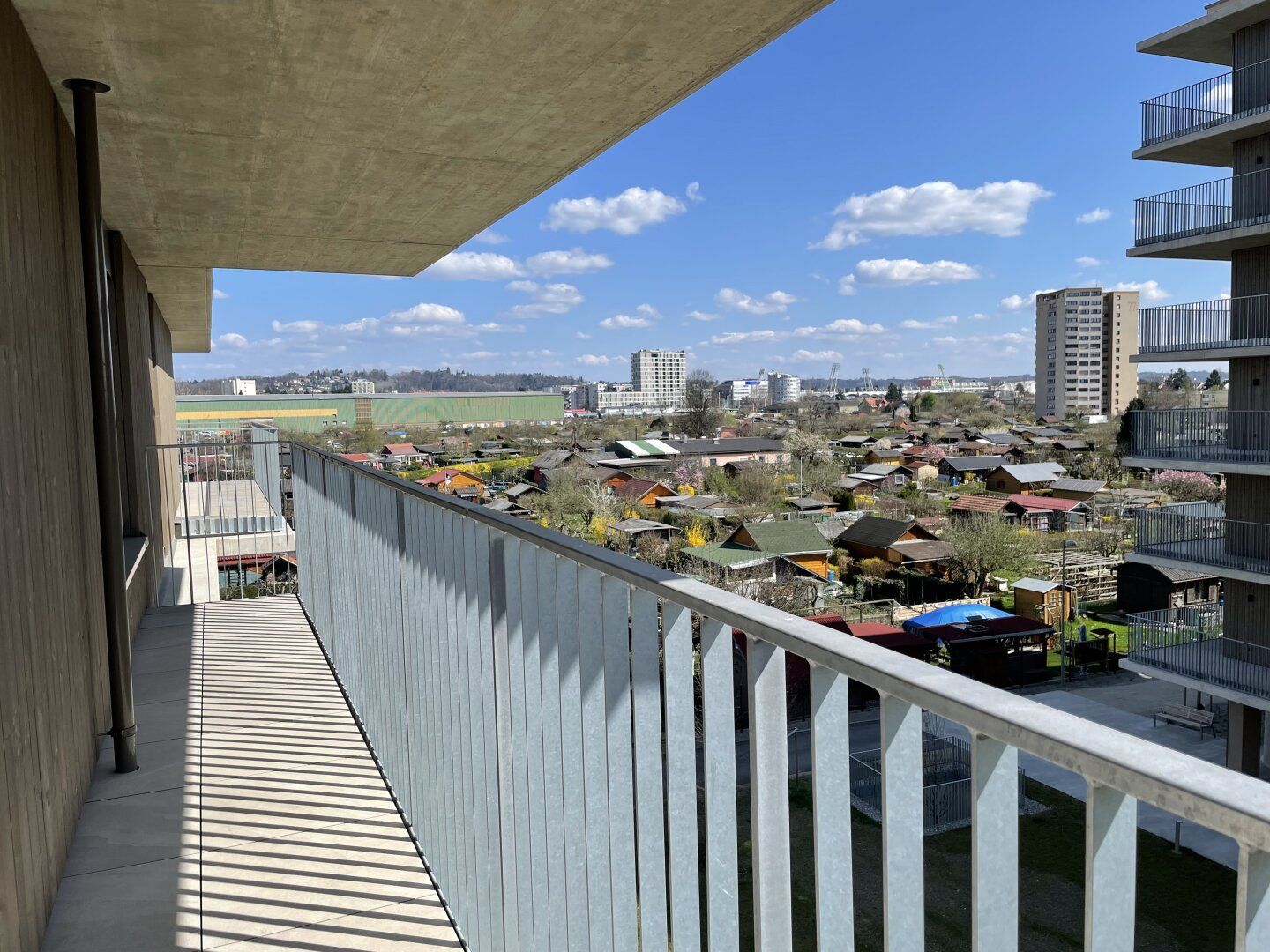 Sehr gut aufgeteilte 3 Zimmerwohnung mit großem Balkon