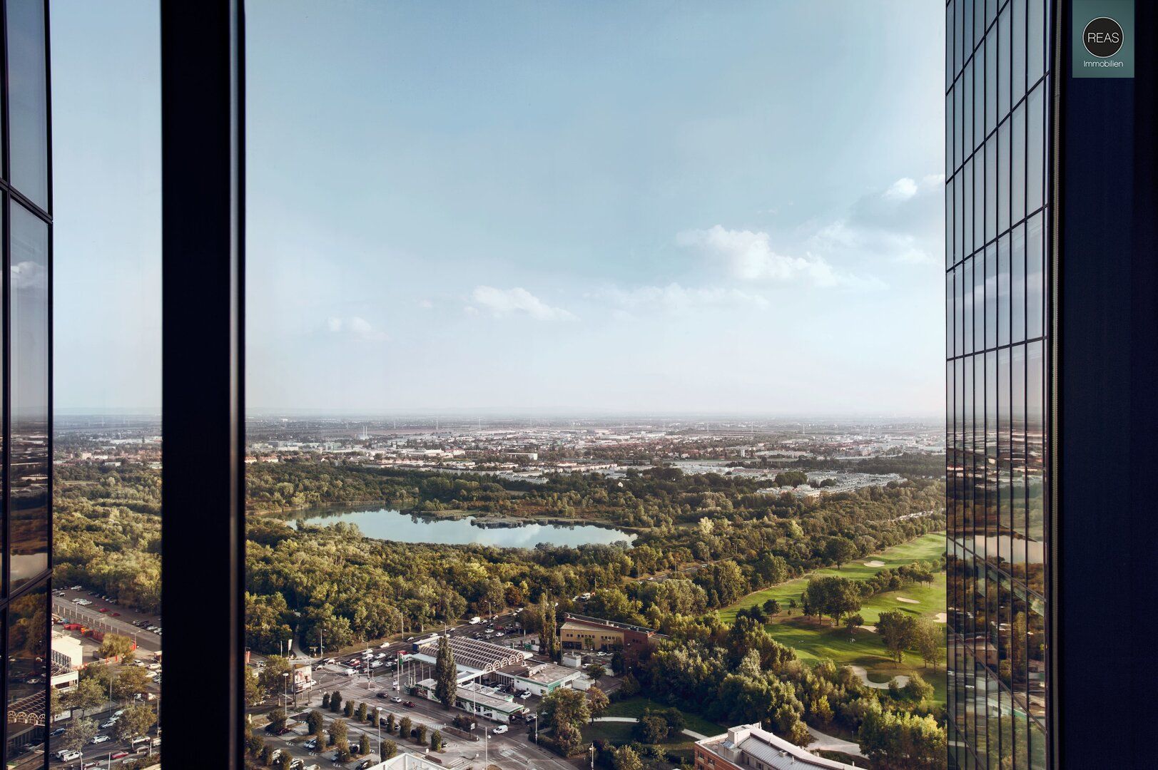 2 Hochhaus Etagen mit ausgezeichneter Infrastruktur und Panoramablick! - Ansicht 2