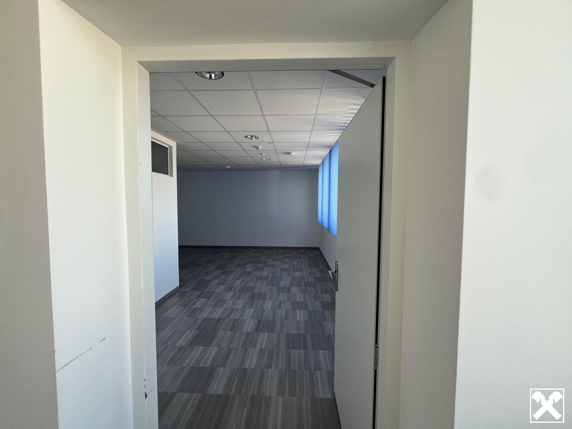 Großzügige Bürofläche in Amstettner Betriebsgebiet Nord - OG 2! - Mehr