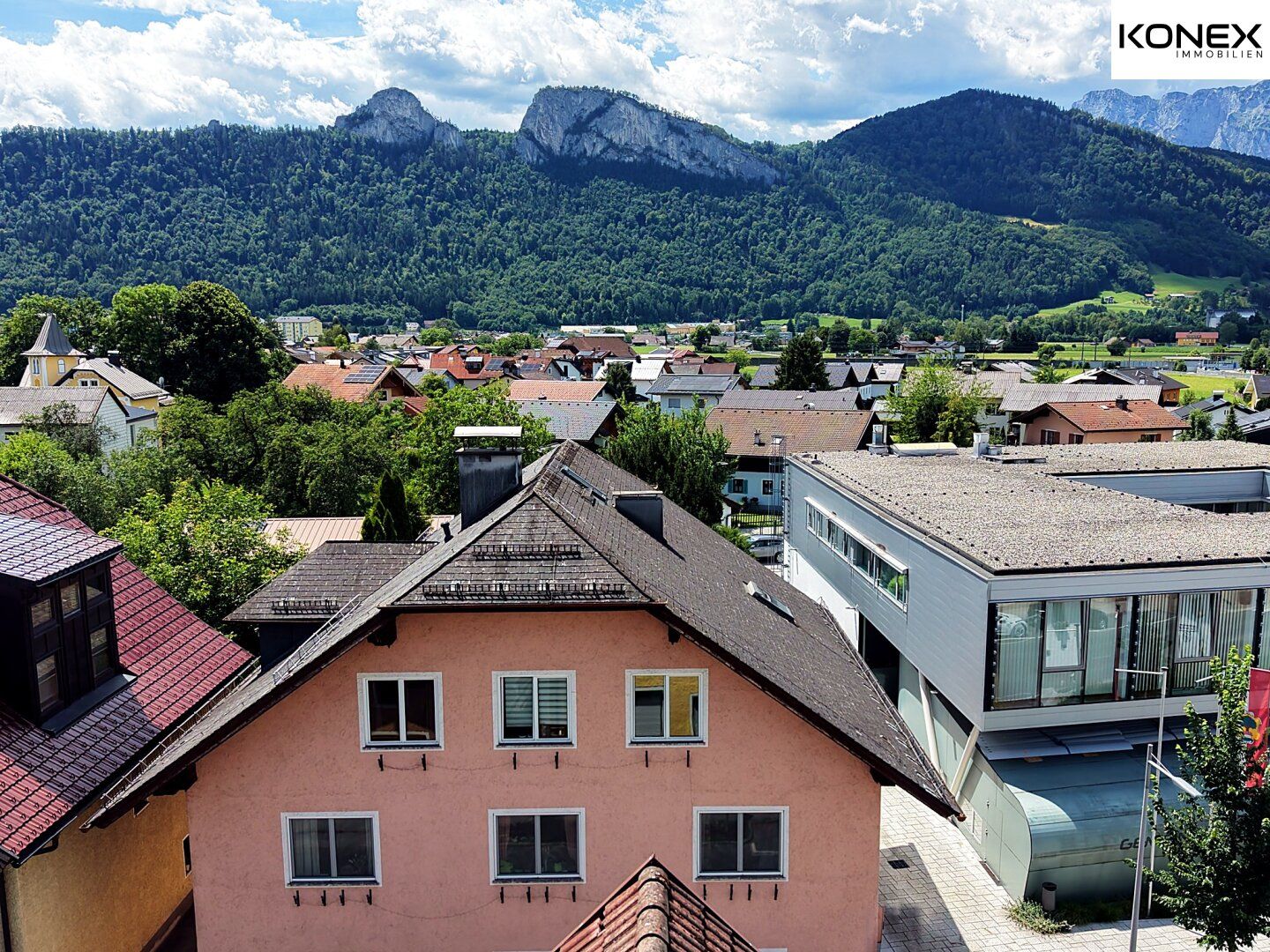 Wohnhaus mit 3 separaten Wohneinheiten - 126 / 119 / 99 m²