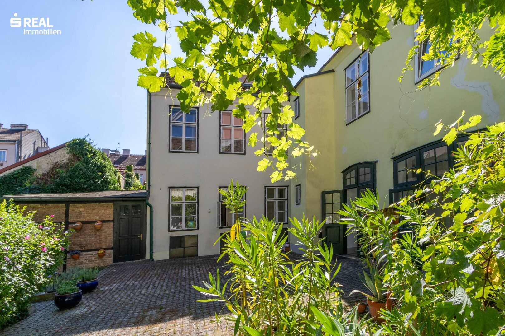 Einzigartiges Stadthaus-Gefühl - Großzügige Maisonette direkt bei Schönbrunn