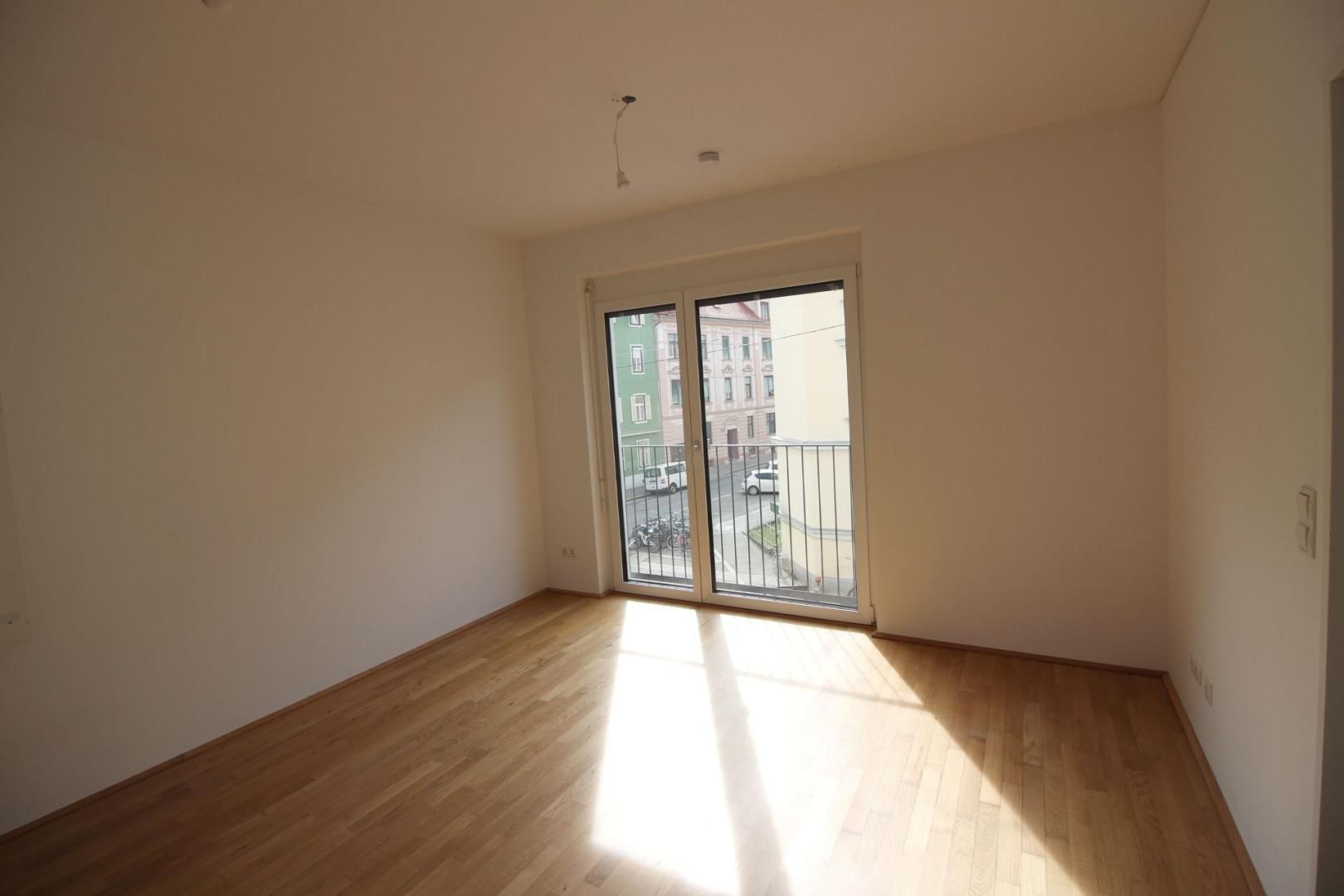 PERFEKT FÜR STUDIERENDE: MODERNE 3-ZIMMER-WOHNUNG IN UNI NÄHE