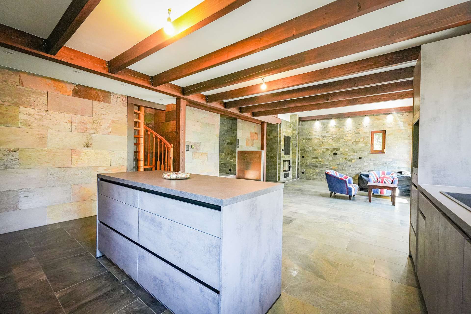 Exklusives Einfamilienhaus mit Pool, Garage, Gartenparadies & hochwertiger Ausstattung nahe Wien!