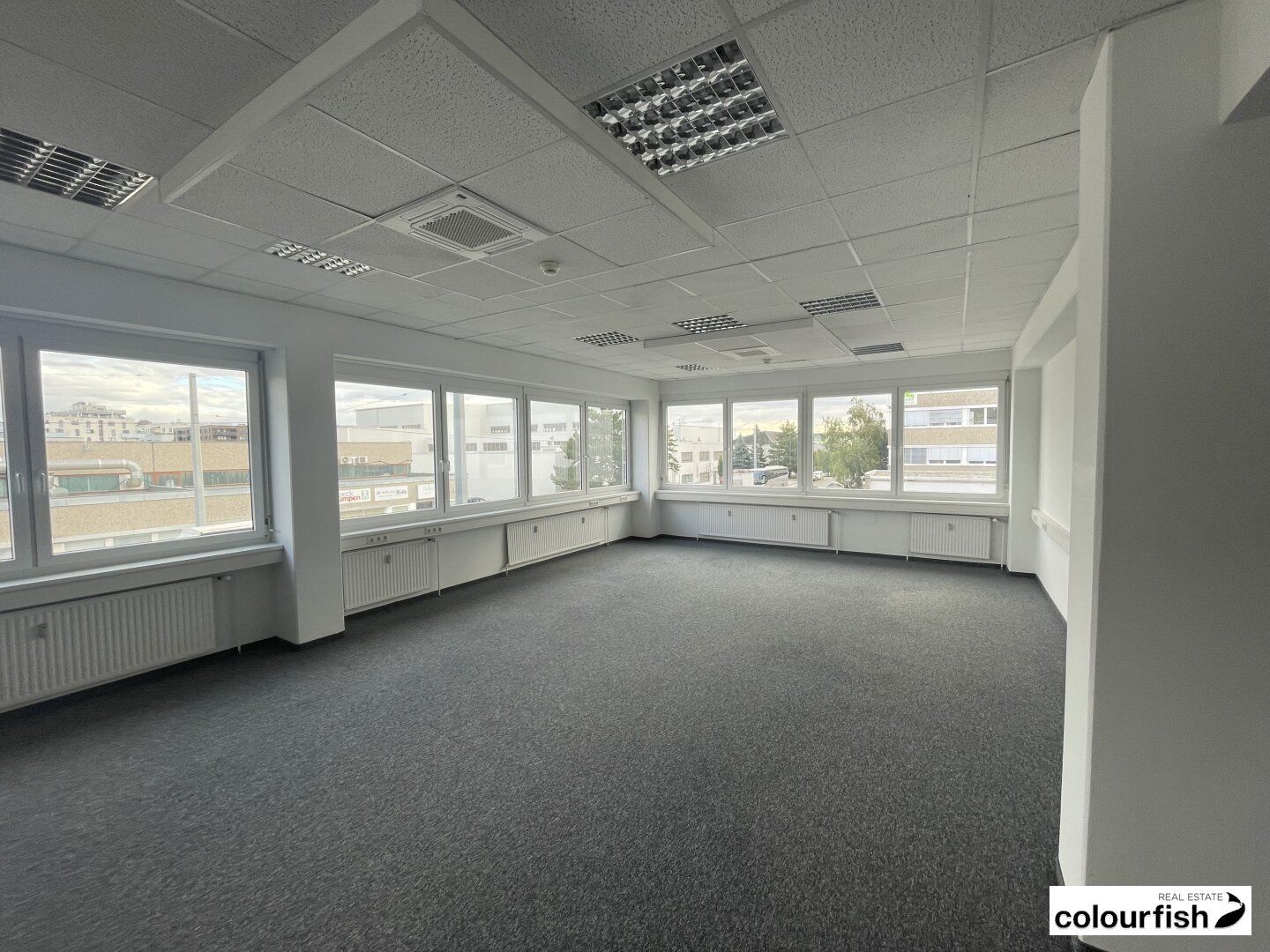 Moderne Bürofläche nähe U6 Perfektastraße