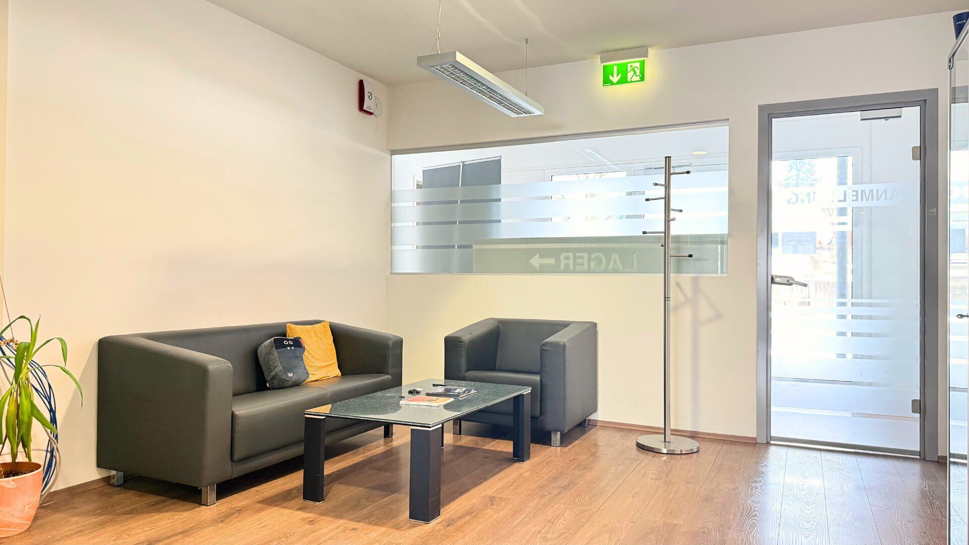 Moderne Einzelbüros mit Gemeinschaftsbereichen - ca. 64m² - Mehr