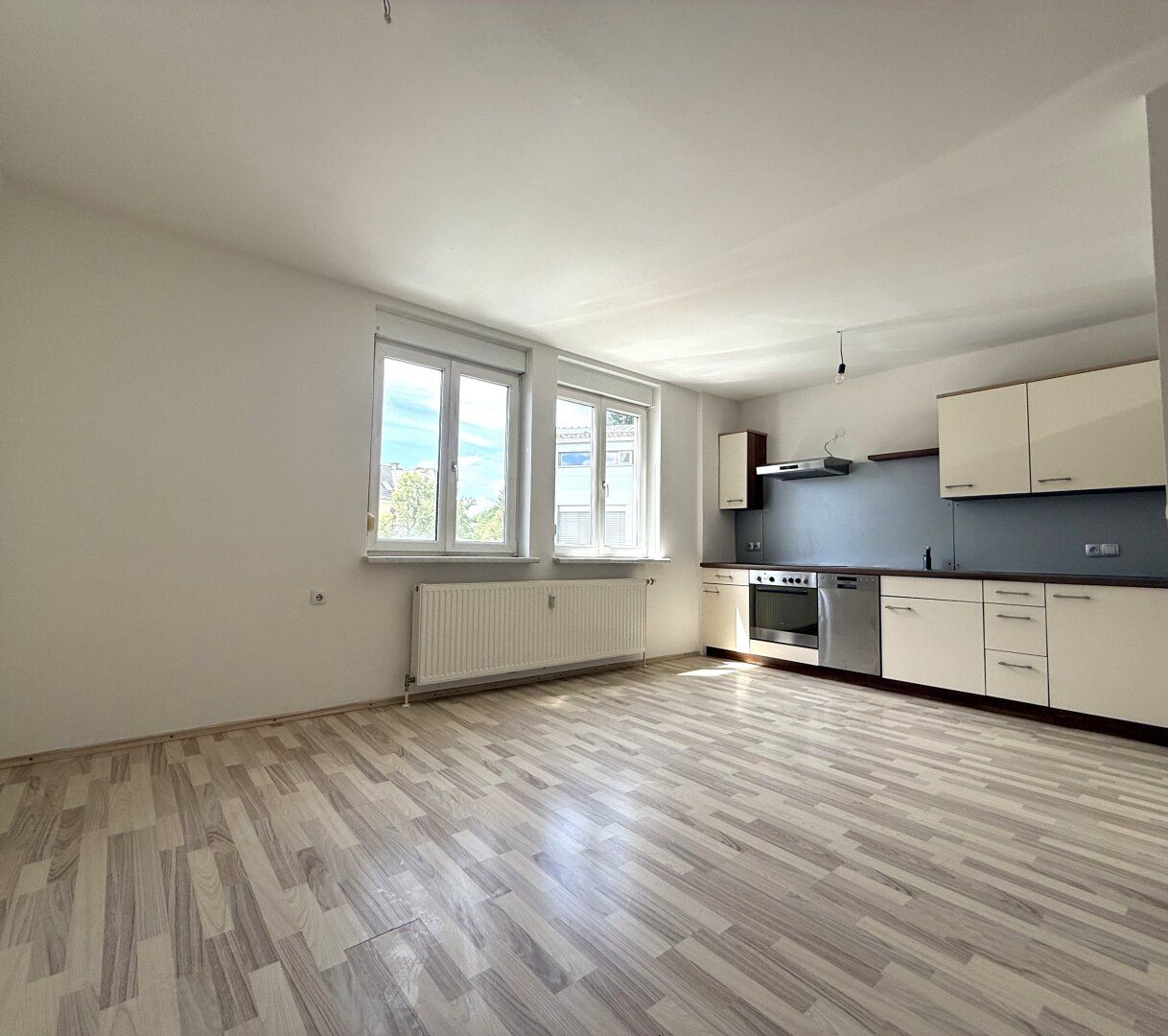 Helle 2-Zimmer Wohnung mit Parkplatz und Garten, in Seiersberg-Pirka!