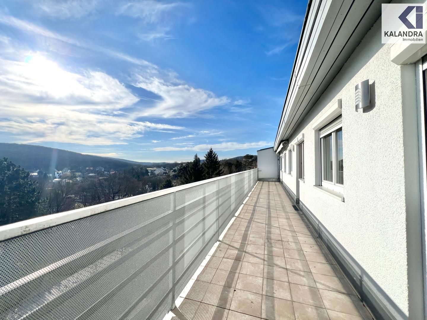 360° TOUR // SALMANSDORFER SÜDTERRASSENWOHNUNG MIT FERNBLICK